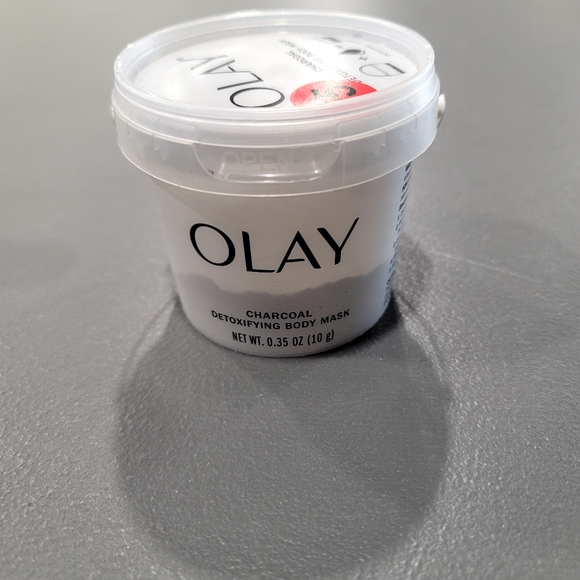 Olay Bundle - Picture 8 of 9